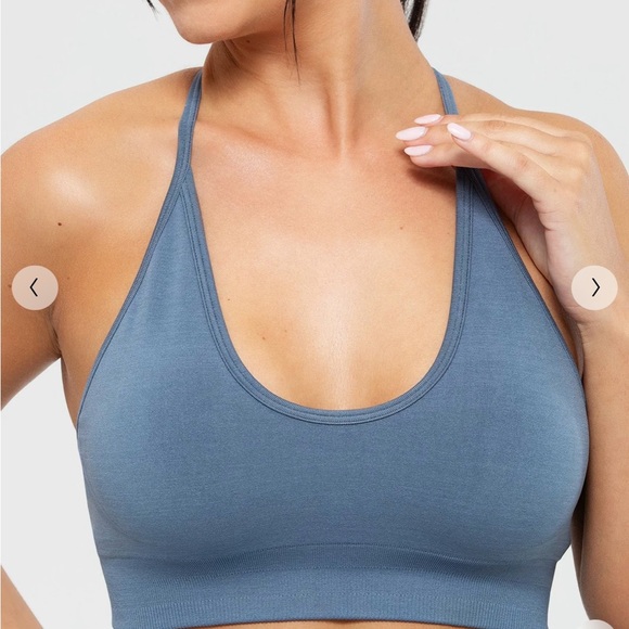 NWT! Women’s Best Light Blue Sports Bra (Small) - Picture 1 of 9